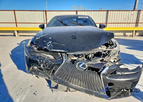 2014 Lexus Is 350 z USA, uszkodzony, nr VIN JTHBE1D25E5014125